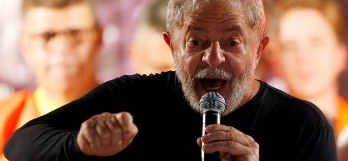 Lula desafia a Justiça e não se entrega