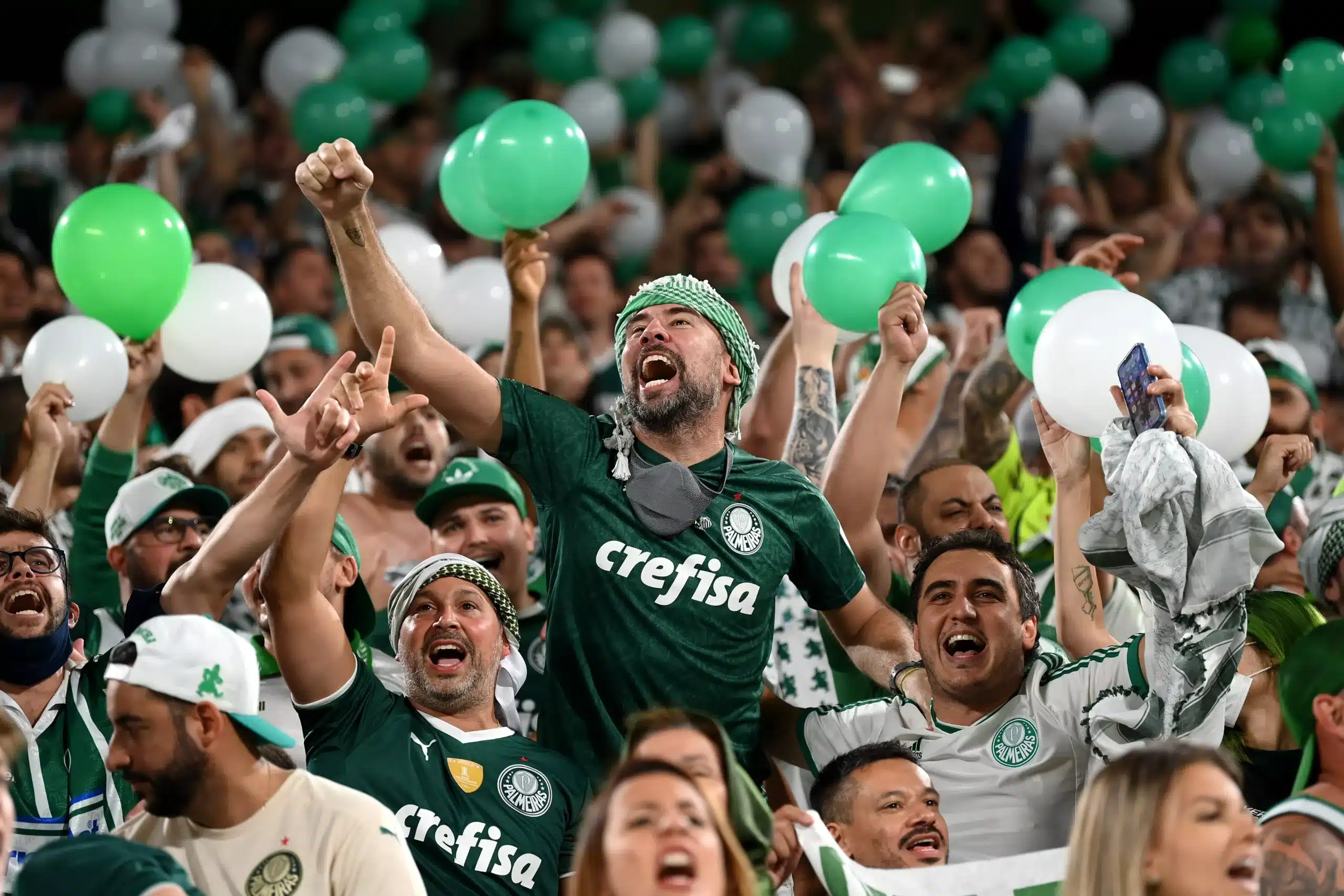 Torcida do Flamengo canta Palmeiras não tem mundial 